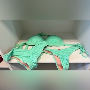 New Doll push up bikini top XL and banded scrunch and micro scrunch bottoms S